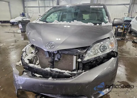 2016 Toyota Sienna Le from USA, damaged, VIN 5TDKK3DC0GS721063